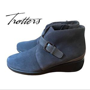 NEW Trotters "Mindy" Grey Suede Leather Ankle Boots Booties 6.5 6.5N